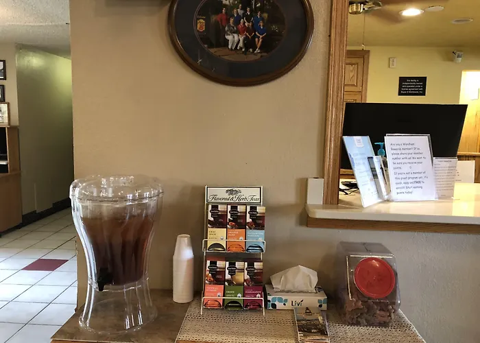 Super 8 By Wyndham